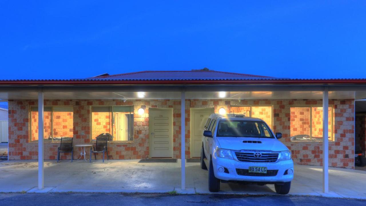 Golfers Inn Tenterfield Extérieur photo