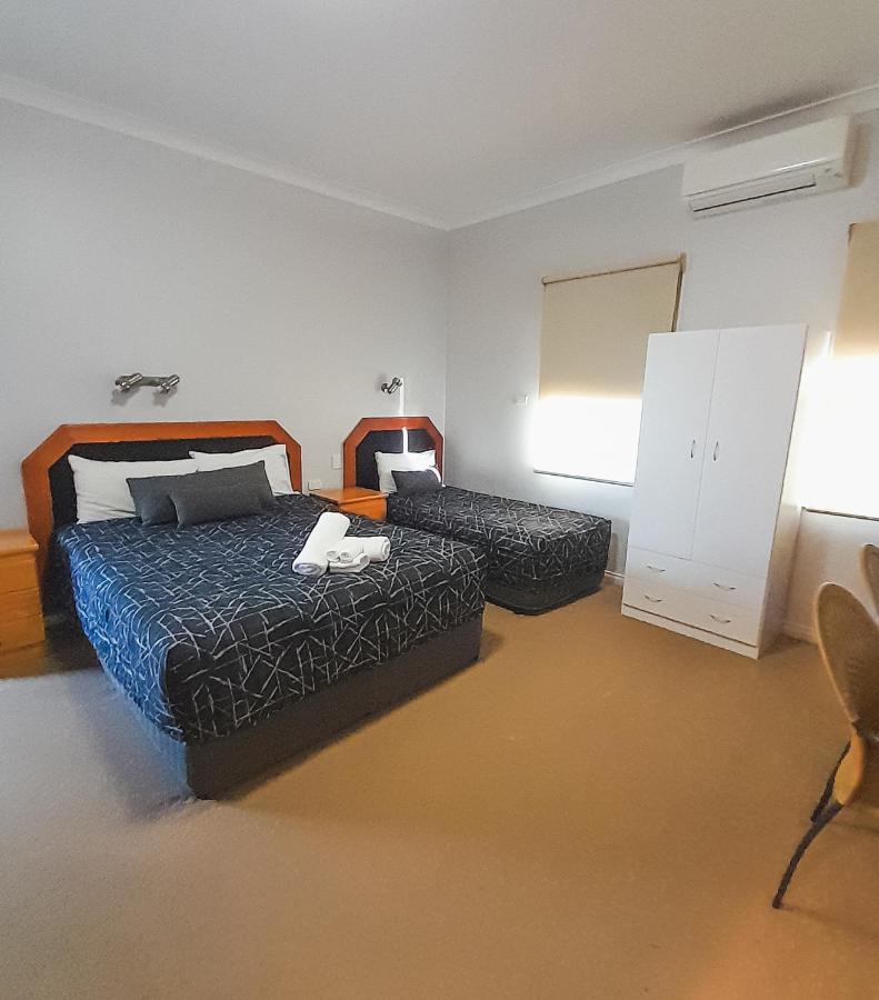 Golfers Inn Tenterfield Extérieur photo