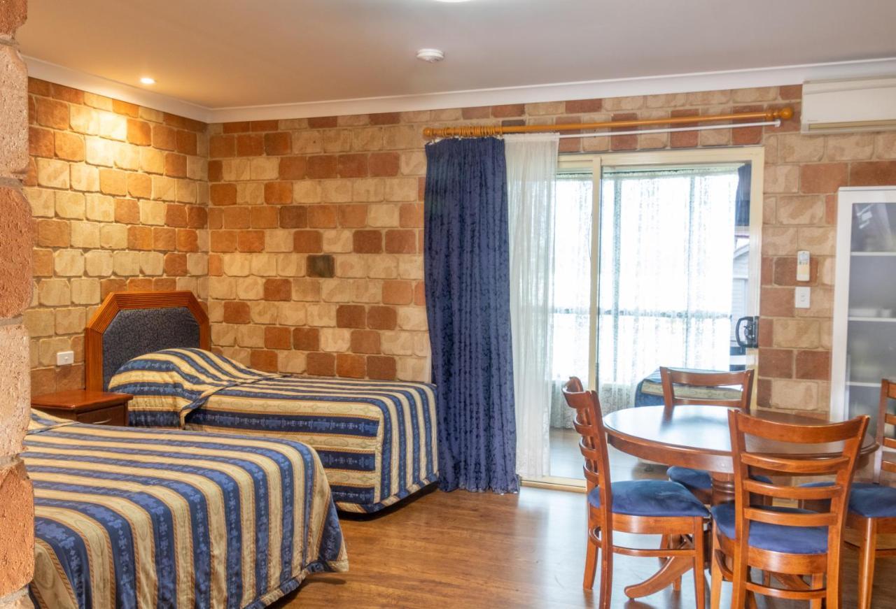 Golfers Inn Tenterfield Extérieur photo