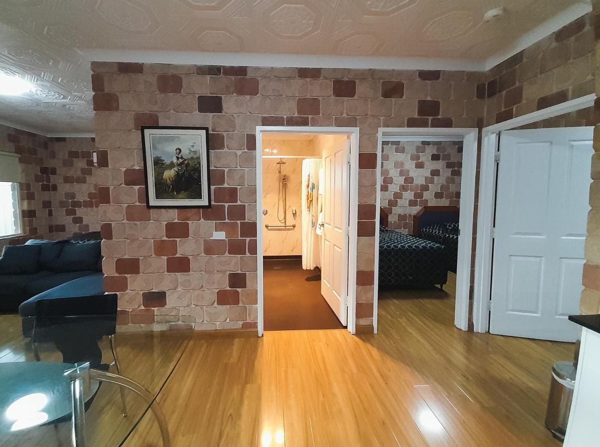 Golfers Inn Tenterfield Extérieur photo