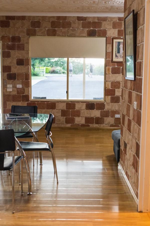 Golfers Inn Tenterfield Extérieur photo